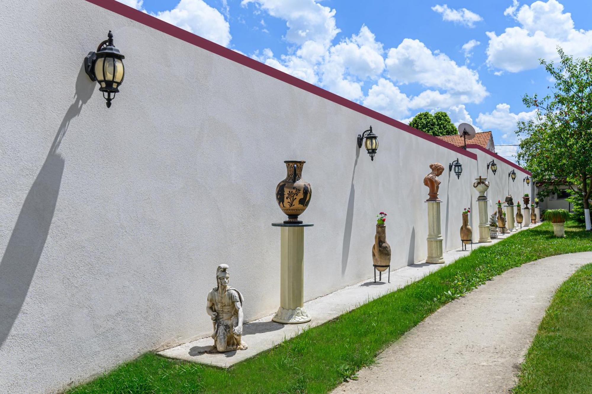 Pensiunea Roma Antica Hărman Esterno foto